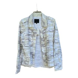 Sanctuary Camo Shacket Women’s Button Up Neutral/Beige 2 Front Pockets SZ S